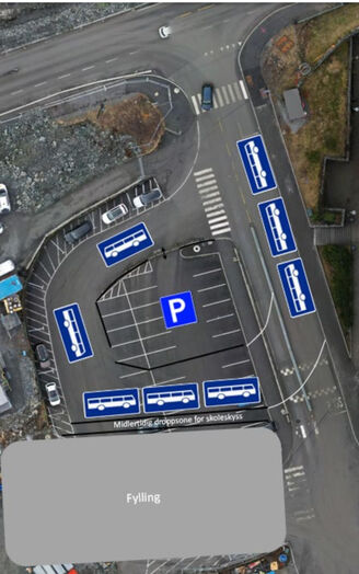 Kart som viser hvor bussene kjører og parkerer ved Kleppestø ungdomsskole i byggeperioden